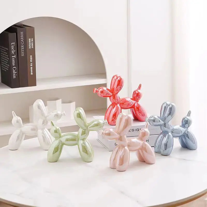 Vantaro™ Metallic Balloon Dog